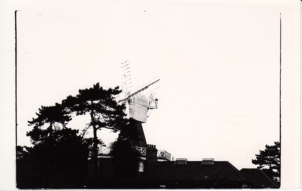 0000748_HalfmoonCamerawork_VisionsoftheBlind_Windmill:boy_with _camera.jpg