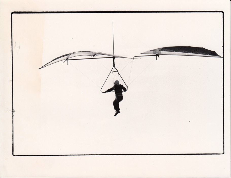 0000747_HalfmoonCamerawork_VisionsoftheBlind_Hang-gliding.jpg