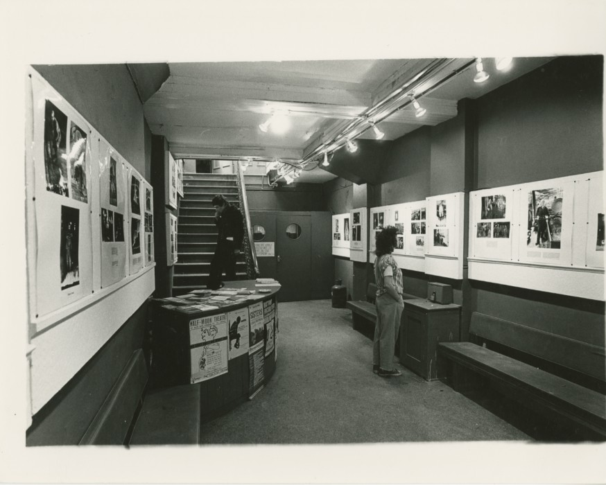 0001906_HalfmoonCamerawork_Photograph_NickHedges_FactoryPhotographs_1977_1978_Photo02.jpg